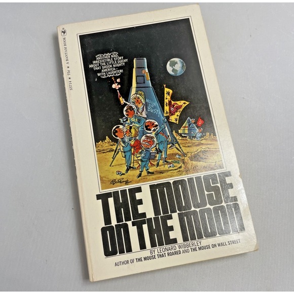 Leonard Wibberley Other - The Mouse on the Moon by Leonard Wibberley 1971 Bantam Books Paperback